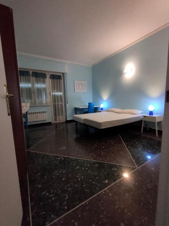 Dolce Notte, Near San Martino Hospital Bed and Breakfast Genua Exteriör bild